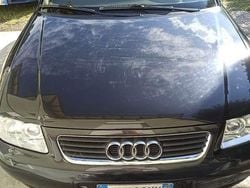 Usata 2001 Audi A3 Ambition Tre volumi | 2000 €