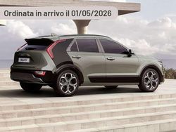 Argento Usata 2024 Kia Niro SUV | 30.190 € (Super prezzo)