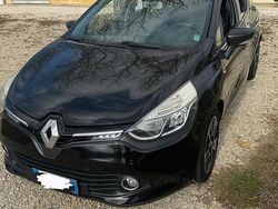 Nero Usata 2016 Renault Clio IV Due volumi | 6300 € (Buon prezzo)