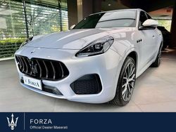 Bianco astro met. Usata 2024 Maserati Grecale GT SUV | 69.900 € (Molto cara)