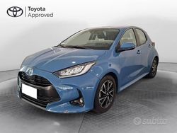 Urban blue Usata 2020 Toyota Yaris Hybrid Trend Tre volumi | 16.900 € (Buon prezzo)