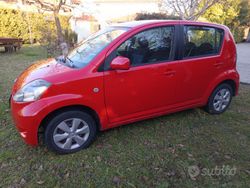 Rosso Usata 2010 Daihatsu Sirion Due volumi | 3000 € (Ottimo prezzo)