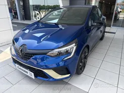 Blu/azzurro Usata 2023 Renault Clio V Engineered Tre volumi | 18.500 € (Ottimo prezzo)