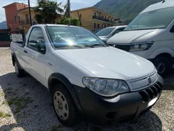 Bianco Usata 2011 Fiat Strada SUV | 8900 € (Buon prezzo)