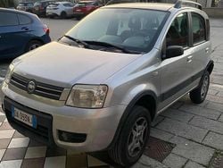 Argento Usata 2006 Fiat Panda 4x4 Cross Due volumi | 5500 € (Buon prezzo)