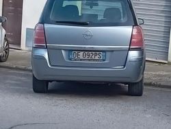 Usata 2006 Opel Zafira Monovolume | 3000 € (Buon prezzo)