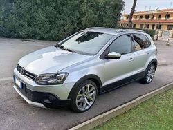 Argento Usata 2016 VW Polo Cross Due volumi | 11.500 € (Cara)