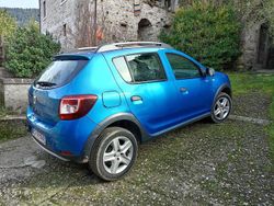 Usata 2013 Dacia Sandero Prestige Tre volumi | 4700 € (Super prezzo)