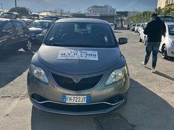 Grigio Usata 2017 Lancia Ypsilon Gold Due volumi | 7499 € (Buon prezzo)