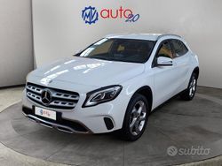 Bianco Usata 2017 Mercedes GLA200 Premium SUV | 19.000 € (Buon prezzo)