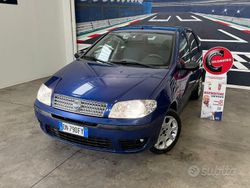 Blu Usata 2008 Fiat Punto Tre volumi | 2700 € (Buon prezzo)