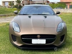 Marrone Usata 2017 Jaguar F-Type R-Dynamic Coupé | 44.900 €