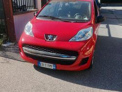 Rosso Usata 2010 Peugeot 107 Due volumi | 4000 € (Ottimo prezzo)