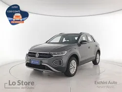 Usata 2023 VW T-Roc Life SUV | 27.300 € (Buon prezzo)