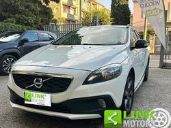 Bianco Usata 2014 Volvo V40 CC Summum Station wagon | 7500 € (Buon prezzo)