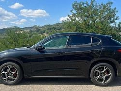 Nero Usata 2018 Alfa Romeo Stelvio Executive SUV | 22.000 € (Buon prezzo)