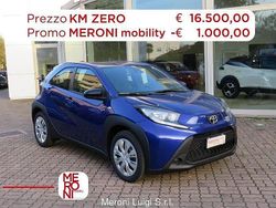 Blu Nuova 2025 Toyota Aygo Active Due volumi | 15.500 €