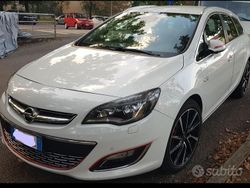 Bianco Usata 2015 Opel Astra | 8000 € (Molto cara)