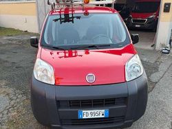 Rosso Usata 2016 Fiat Fiorino Monovolume | 6900 € (Buon prezzo)