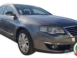 Grigio scuro Usata 2006 VW Passat Comfortline Station wagon | 1200 € (Ottimo prezzo)