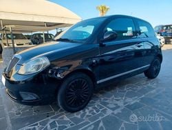 Nero Usata 2010 Lancia Ypsilon Due volumi | 3450 € (Buon prezzo)