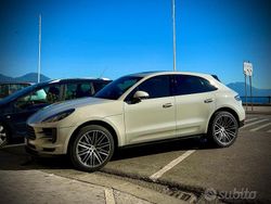 Grigio Usata 2020 Porsche Macan SUV | 48.900 € (Cara)