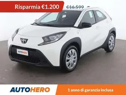 Bianco Usata 2024 Toyota Aygo Active Due volumi | 15.399 € (Buon prezzo)