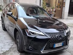 Usata 2023 Lexus UX 250h SUV | 21.900 € (Ottimo prezzo)