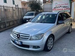 Grigio Usata 2011 Mercedes C200 Elegance Station wagon | 6800 € (Buon prezzo)