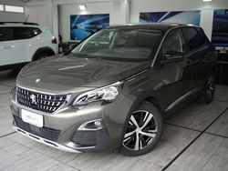 Grigio Usata 2019 Peugeot 3008 Allure SUV | 14.990 € (Buon prezzo)