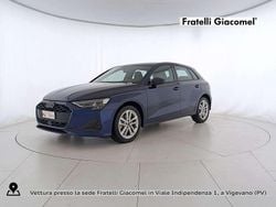 Blu navarra metallizzato Usata 2024 Audi A3 Sportback Ambiente Due volumi | 36.800 € (Cara)