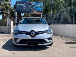 Grigio Usata 2019 Renault Clio IV Tre volumi | 12.500 € (Molto cara)