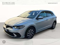 Reflex silver metallizzato Usata 2025 VW Polo Life Tre volumi | 19.900 € (Buon prezzo)