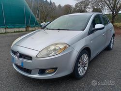 Grigio Usata 2009 Fiat Bravo Emotion Due volumi | 2500 € (Ottimo prezzo)