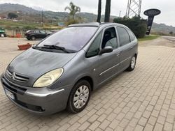 Grigio Usata 2004 Citroën Xsara Picasso Exclusive Monovolume | 999 € (Buon prezzo)