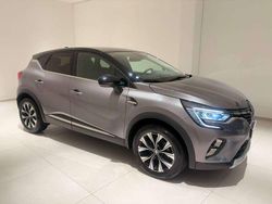 Grigio Usata 2024 Renault Captur Techno SUV | 19.890 € (Buon prezzo)