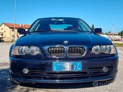 Blu/azzurro Usata 2003 BMW 318 Coupé | 12.500 € (Molto cara)