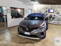 Grigio(met.) Usata 2021 Renault Captur Business SUV | 19.900 € (Buon prezzo)