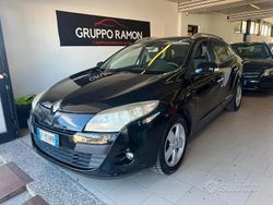 Nero Usata 2010 Renault Mégane III Tre volumi | 2990 € (Buon prezzo)
