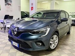 Grigio Usata 2022 Renault Clio V Business Tre volumi | 10.900 € (Buon prezzo)