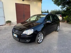 Nero Usata 2008 VW Polo Sportline Tre volumi | 2900 € (Buon prezzo)