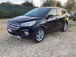 Nero Usata 2017 Ford Kuga ST-Line SUV | 11.990 € (Buon prezzo)