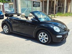Nero Usata 2004 VW Beetle Cabrio | 7300 € (Molto cara)