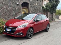 Usata 2016 Peugeot 208 Active Due volumi | 8000 € (Buon prezzo)
