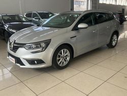 Grigio Usata 2017 Renault Mégane IV Zen | 11.199 € (Buon prezzo)