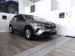 Grigio Usata 2024 Renault Austral Evolution SUV | 25.500 € (Ottimo prezzo)