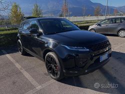 Nero Usata 2020 Land Rover Range Rover evoque SE Tre volumi | 27.800 € (Molto cara)