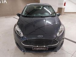 Grigio Usata 2013 Ford Fiesta Business Edition Due volumi | 6500 € (Buon prezzo)