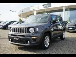 Grigio moda Usata 2024 Jeep Renegade Limited SUV | 24.500 € (Cara)