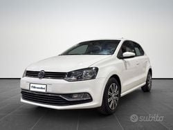 Bianco Usata 2014 VW Polo Comfortline Tre volumi | 9250 € (Buon prezzo)